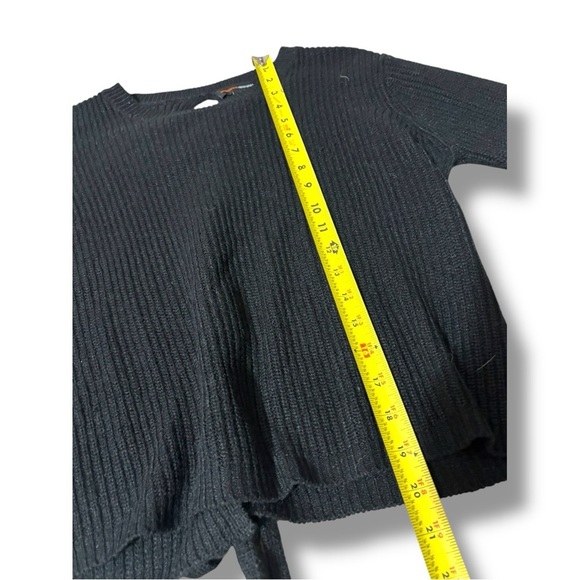 Ambiance Apparel Black Cable Knit Crewneck Long Sleeve Lace Up Back Sweater - Picture 5 of 15